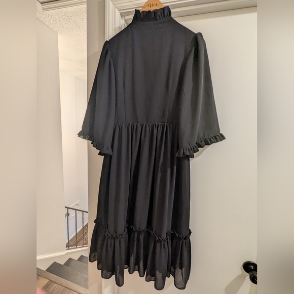 Dainty Jewells Black Delightfully Dainty Flutter Sleeve Dress - M - Picture 5 of 5